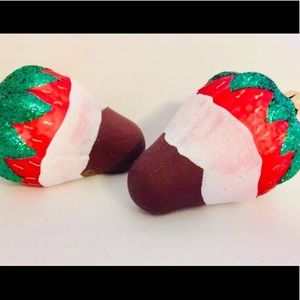 2 Polish Glass Chocolate Dip Strawberry Ornament